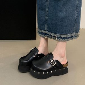 Jeannette Leather Platform Clogs  | Womens Mules & Slides